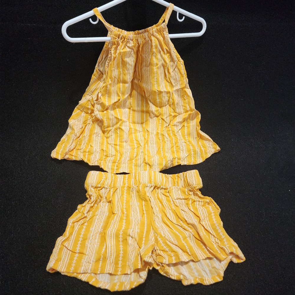 Old Navy Toddler Girls Mustard Yellow Geometric Stripe Halter Top Shorts Set 3T